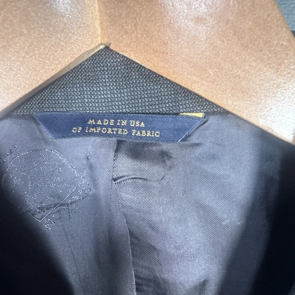 Brooks Brothers Fitzgerald 1818 Charcoal Gray Blazer Jacket 40 Short Saxxon USA